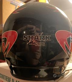 Casco Shark nero