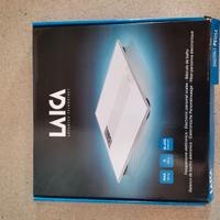 Bilancia digitale in vetro Laica