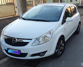 Opel corsa D Cosmo 1.7