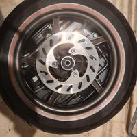 Cerchio in lega per Gilera Runner
