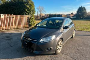 Ford Focus 1.0 ecoboost adatta neopatentati
