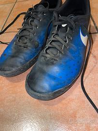 Scarpe Nike per campo sintetico