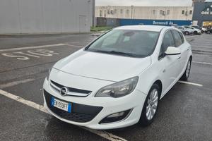 Opel astra j anno 2012