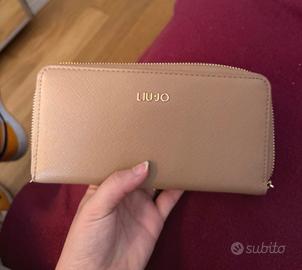 Portafoglio Liujo