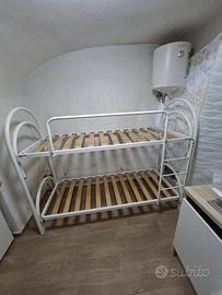 LETTI A CASTELLO BIANCHI PER B&B 
