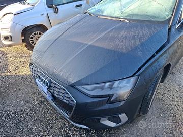 AUDI A3 SPB 30 TDI S TRONIC AUT. SINISTRATA 23