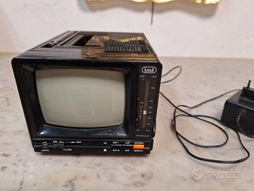 Televisore portatile vintage TREVI HV 950