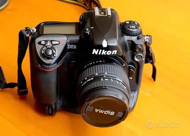 Nikon D2X