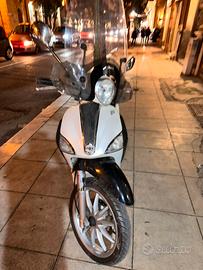 LIBERTY 125