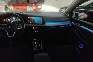 Volkswagen Golf 8 2.0 TDI SCR Style