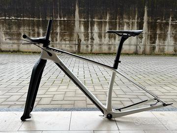 Telaio scott carbonio