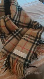 Burberry's Sciarpa Tartan