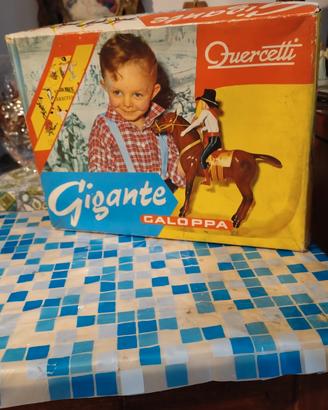 giocattolo cavallo gigante galoppa 