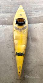 Kayak Canoa Kayak giallo da slaom. Non spedisco.