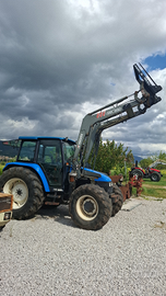 Trattore usato con pala NEWHOLLAND TL 100