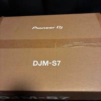 Pioneer DJ DJM-S7 Mixer