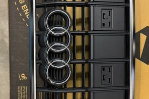 Mascherina Griglia radiatore Audi Q3