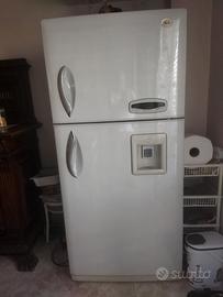 Frigorifero LG non funzionante per ricambi