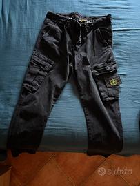 Pantaloni stone island
