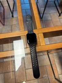 Apple Watch SE GPS nike