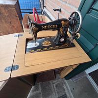 macchina da cucire necchi