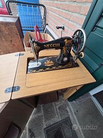 macchina da cucire necchi