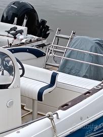 Quick silver w.a. 600 Commander pronta a salpare