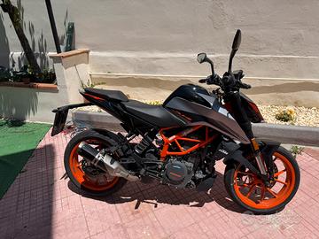 KTM DUKE ABS 390