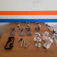 Staffe da muro universali per bastoni tende