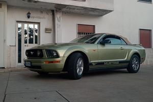 Ford mustang 2005