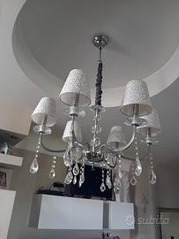 Lampadario moderno in acciaio 