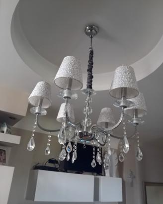 Lampadario moderno in acciaio 