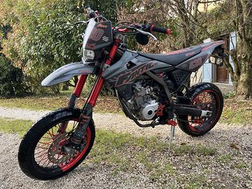 Fantic Motard 125