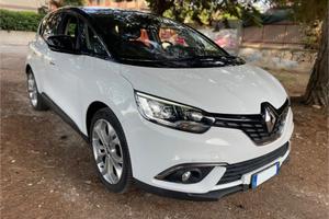 Renault Scenic dCi 8V 110 CV EDC Intens