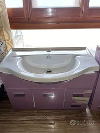 Mobile bagno con lavandino