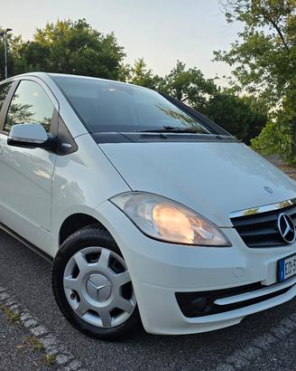 Mercedes Classe A160 Benzina - NEOPATENTATI Euro 5