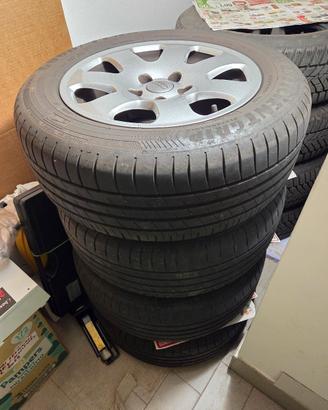 Cerchi Audi A4 15 pollici con gomme R15 205/60 91V