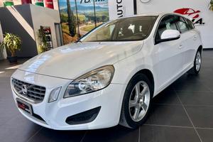 Volvo V60 2.0 d3 Momentum