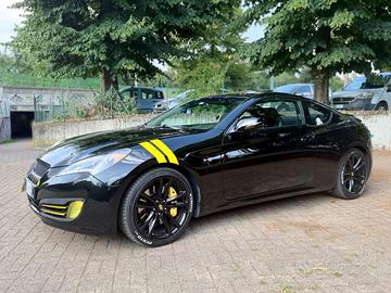 Hyundai Genesis 2.0 turbo Sport