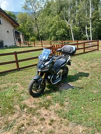 Xadv 750