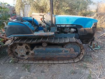 trattore NEW HOLLAND TK75