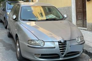 Alfa Romeo 147