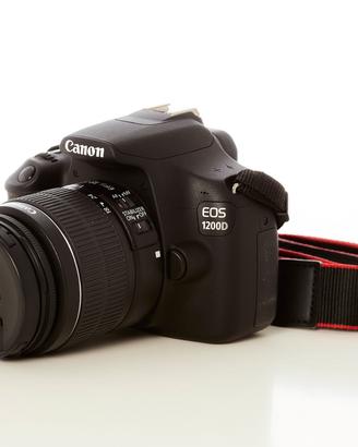 Canon eos 1200D + obiettivo 18-55 mm