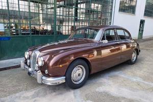 Daimler 2.5 V8 Saloon – 1964