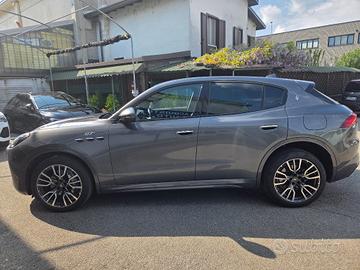 MASERATI Grecale MHEV 250 CV AWD GT