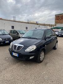 Lancia Ypsilon 1.2 Argento