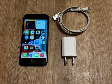 iPhone 7 128 GB - batteria 100% - display nuovo