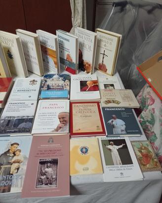 Libri,riviste di argomento ecclesiastico