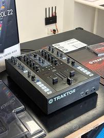 Native Instruments Traktor Kontrol Z2