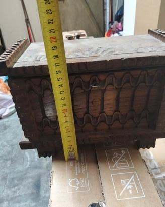 Cofanetto in legno vintage 